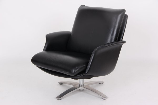 Model Nasa Chair in Black Leather-DQ-2017508