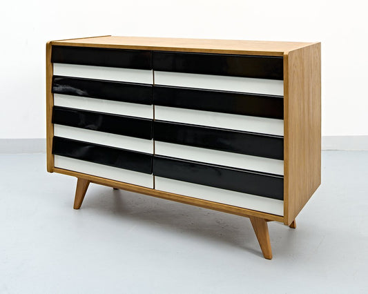 Model U-453 Dresser by Jiří Jiroutek for Interior Prague, 1968