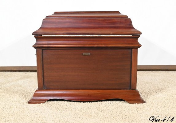 Model VII Phonograph in Mahogany from Silvertone, 1920s-RVK-1819248