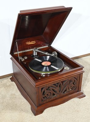 Model VII Phonograph in Mahogany from Silvertone, 1920s-RVK-1819248