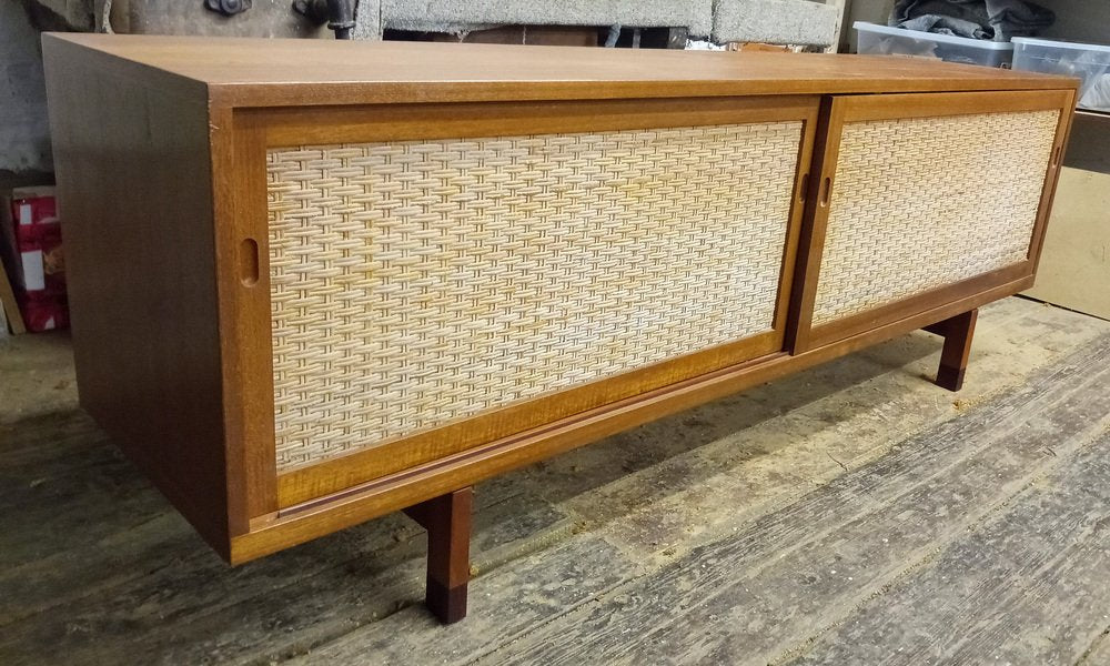 Modell RY 26 Sideboard in Teak by Hans Wegner for Ry Møbler, 1950s-GJF-1777953