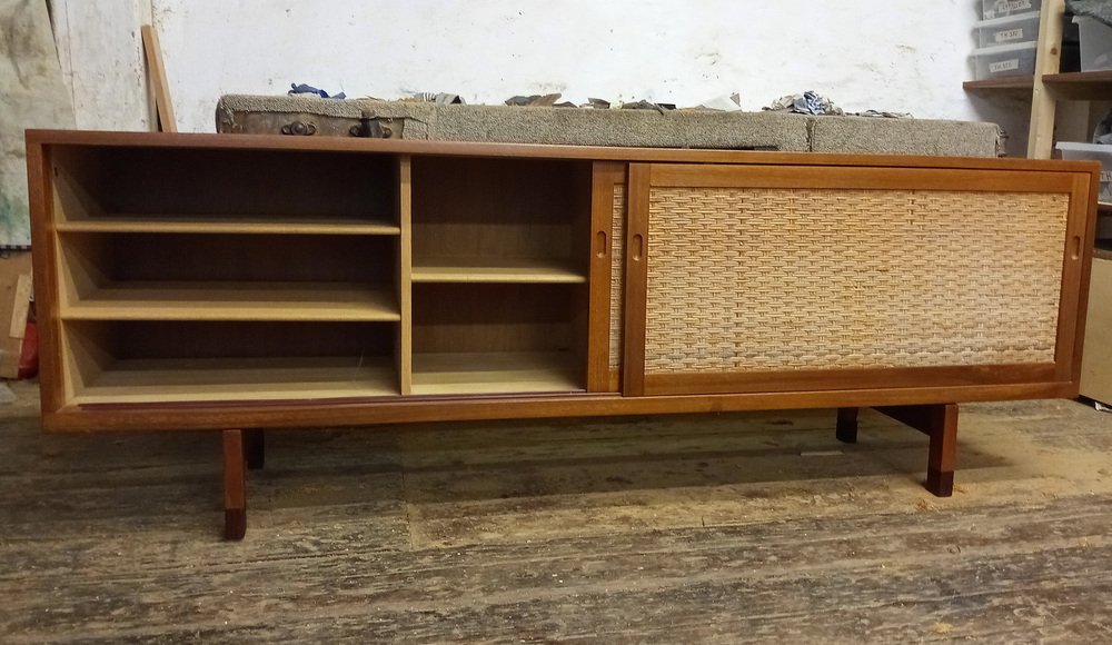 Modell RY 26 Sideboard in Teak by Hans Wegner for Ry Møbler, 1950s-GJF-1777953