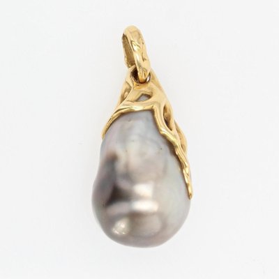 Modern Baroque Grey Pearl 18 Karat Yellow Gold Pendant-OLU-1436475