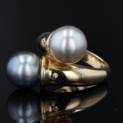 Modern Diamonds , White and Gray Pearl Duo Ring in 18 Karat Yellow Gold-OLU-1044637