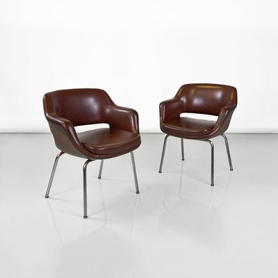 Modern Italian Armchairs in Brown Leather and Chrome-Plated Steel from Cassina, 1970s, Set of 2-GDD-1779811