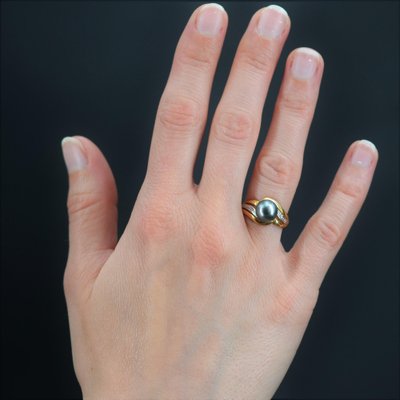 Modern Ring in 18 Karat Yellow Gold with Tahitian Pearl and Diamonds-OLU-1315772