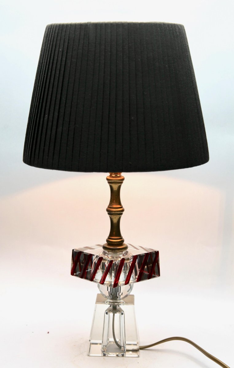 Modernist Table Lamp in Cut Crystal with Platform