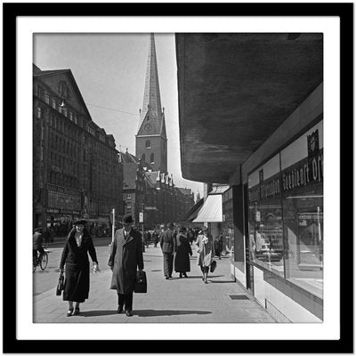 Mönckebergstraße at Hamburg With Passers By, Germany 1938, Printed 2021-DYV-992048