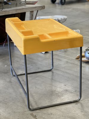 Molded Plastic Desk, 1970s-RHZ-2027816