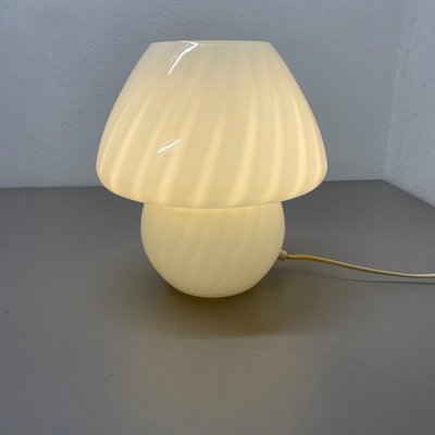 Murano Glass Mushroom Table Light by Vetri Murano, Italy, 1970s-QZ-1428328