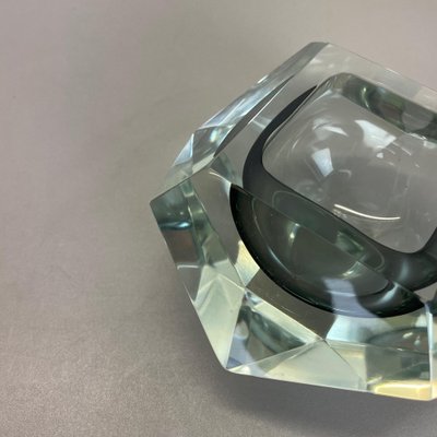 Murano Glass Sommerso Grey Diamond Ashtray by Flavio Poli, 1970s-QZ-1743364