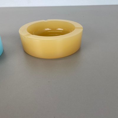 Murano Opaline Glass Ashtrays or Shell Bowls from Cenedese, 1960s, Set of 2-QZ-1052981