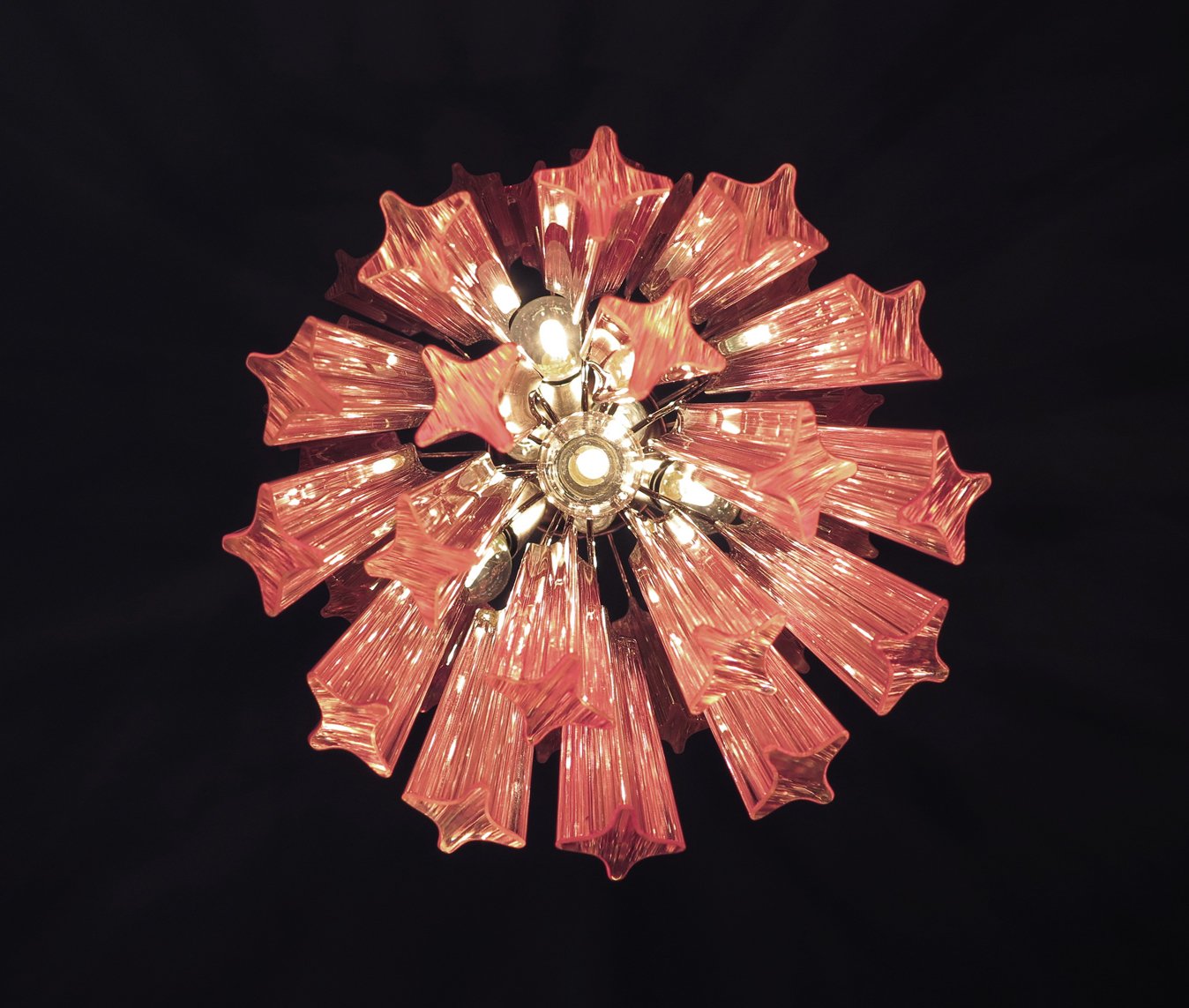 Murano Quadriedri Chandelier with 46 Pink Prisms, 1990s