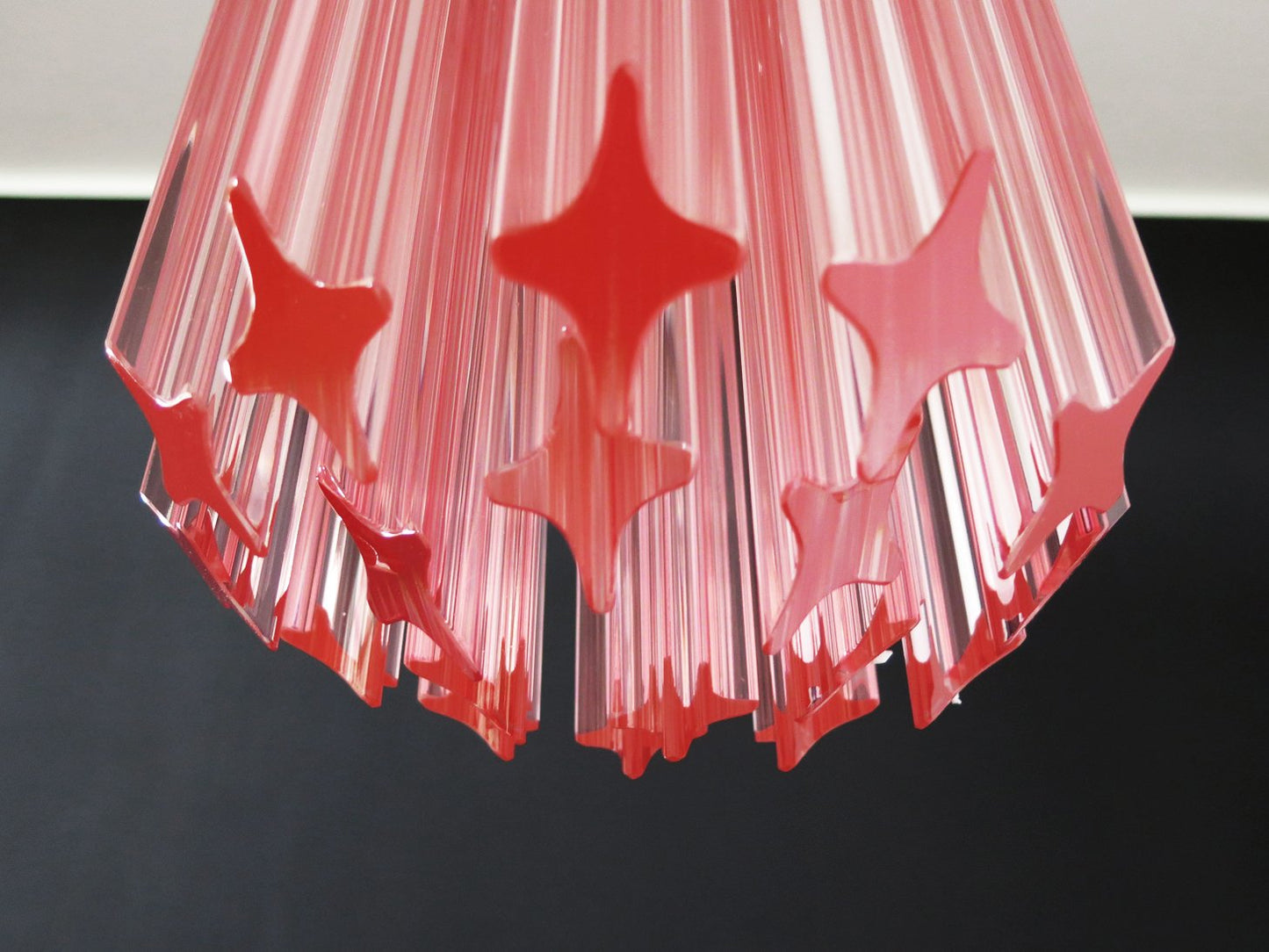 Murano Quadriedri Chandelier with 46 Pink Prisms, 1990s