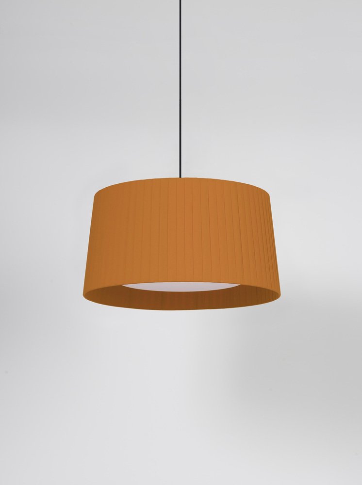 Mustard GT5 Pendant Lamp by Santa & Cole