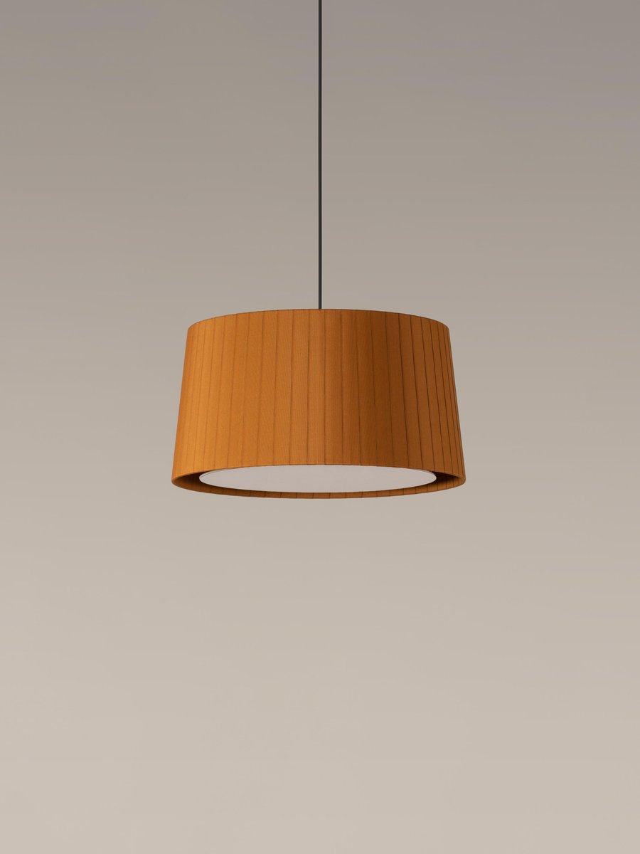 Mustard GT6 Pendant Lamp by Santa & Cole