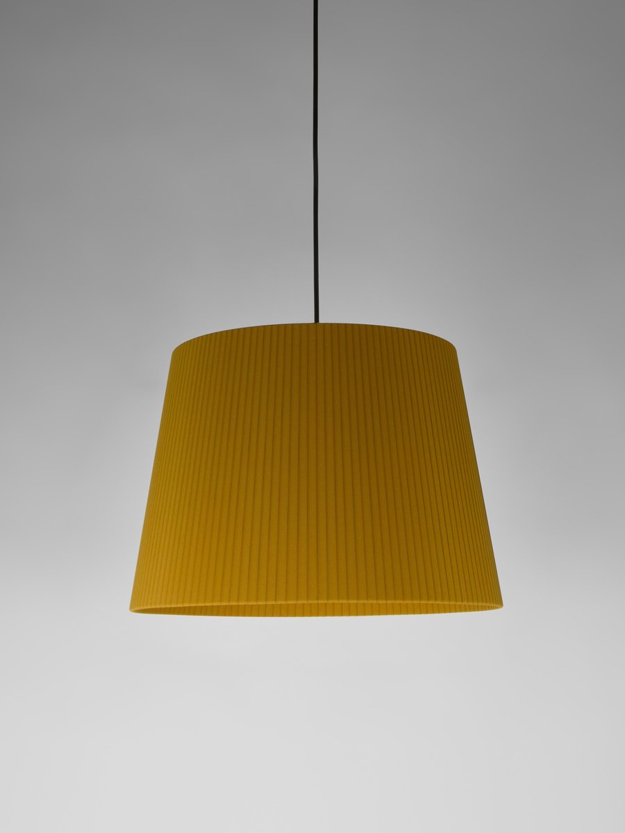 Mustard Sísísí Cónicas GT1 Pendant Lamp by Santa & Cole