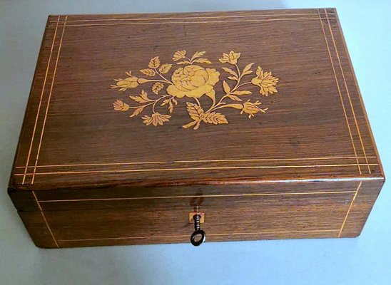 Napoleon III Style Walnut Table Box, 1870s-QRS-1384291