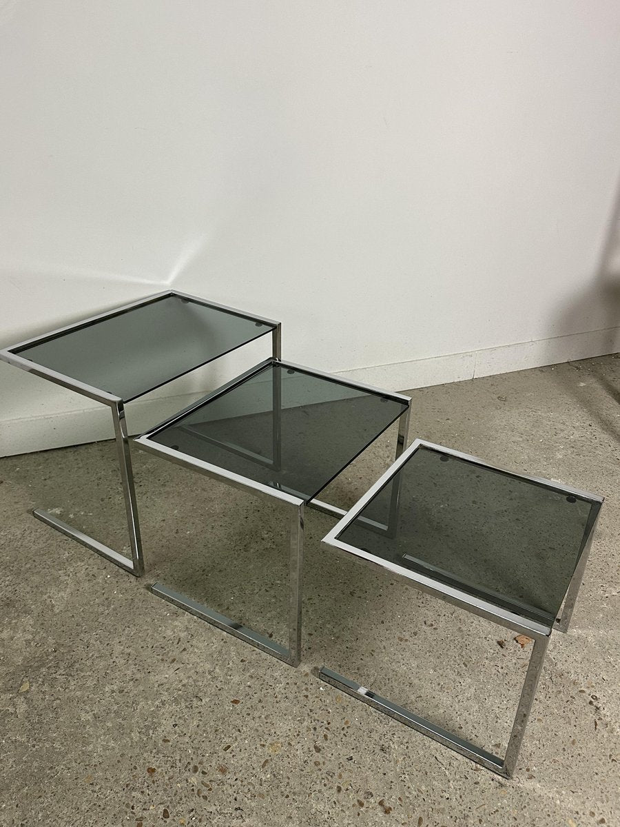 Nesting Table in Chrome Metal and Smoked Glass, 1980, Set of 3