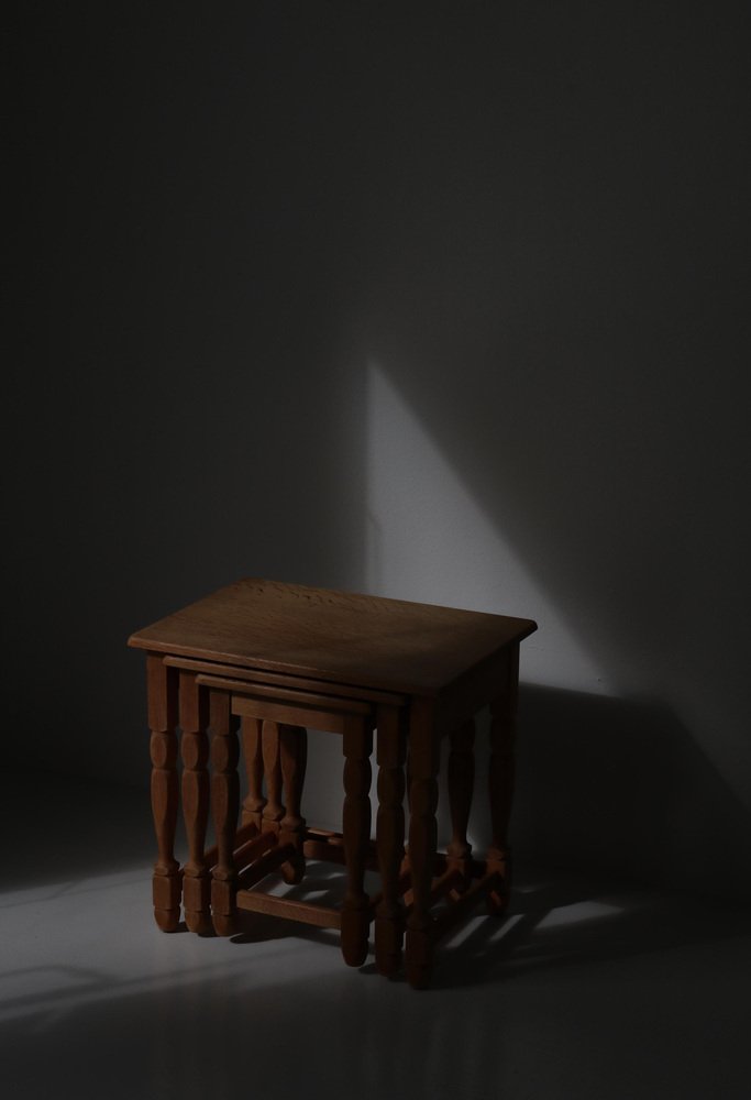 Nesting Tables attributed to Henning Kjærnulf in Quartersawn Oakwood, Denmark, 1960s, Set of 3