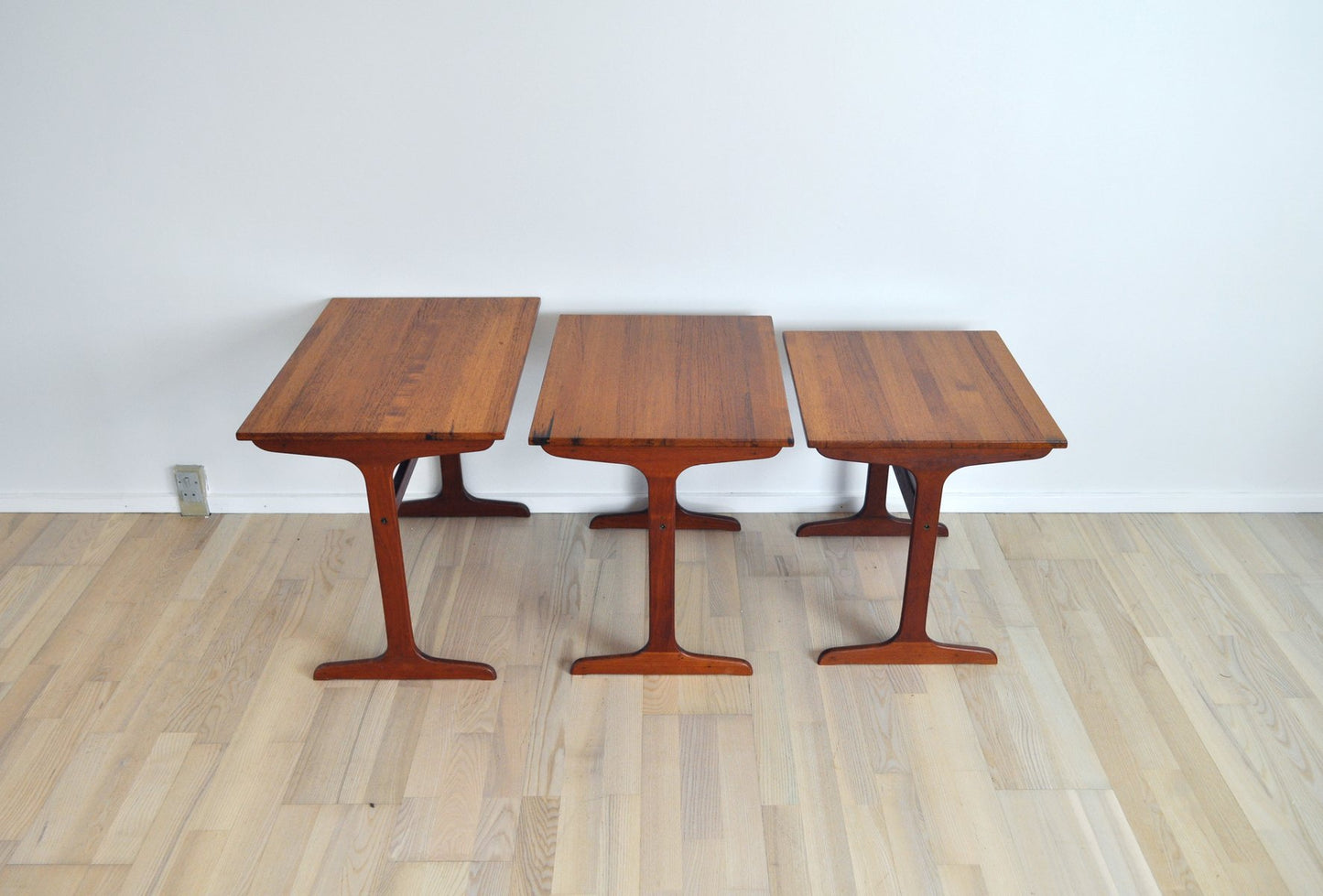 Nesting Tables in Solid Teak, Denmark, 1960s, Set of 3-HPQ-1286766