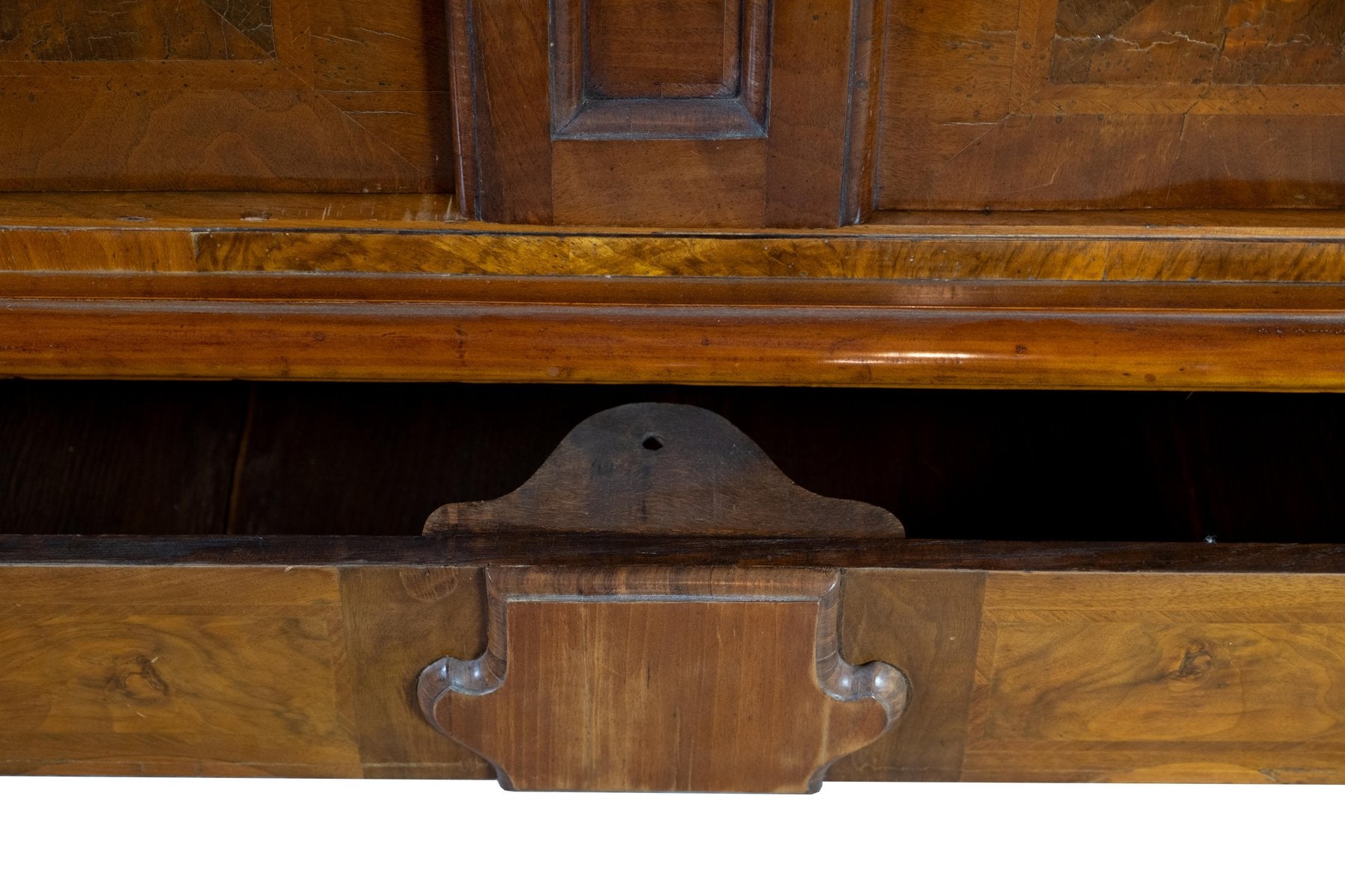 Northern German Baroque Cabinet in Walnut and Oak, 1730s