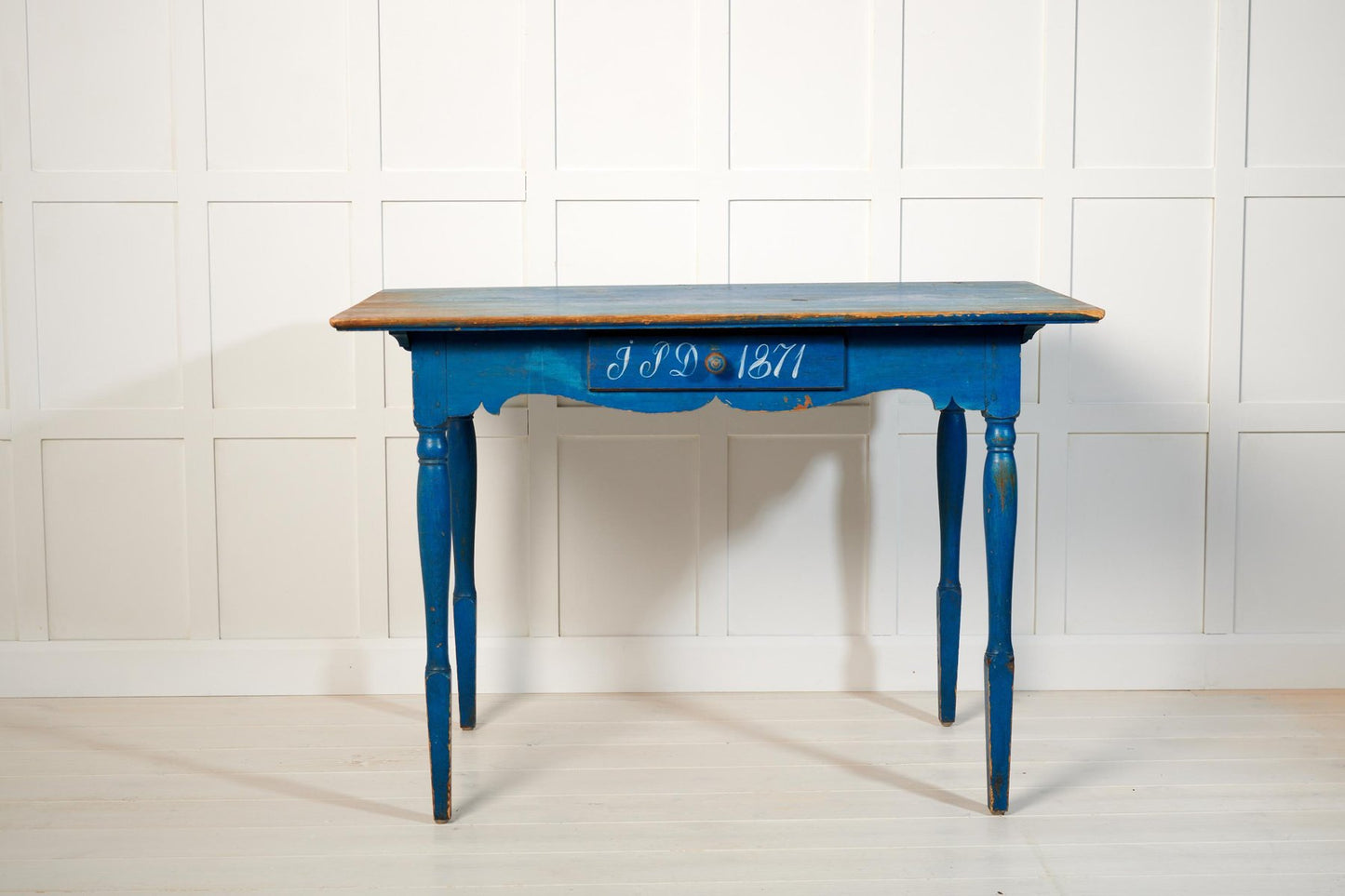 Northern Swedish Blue Country Table-MJF-1725940