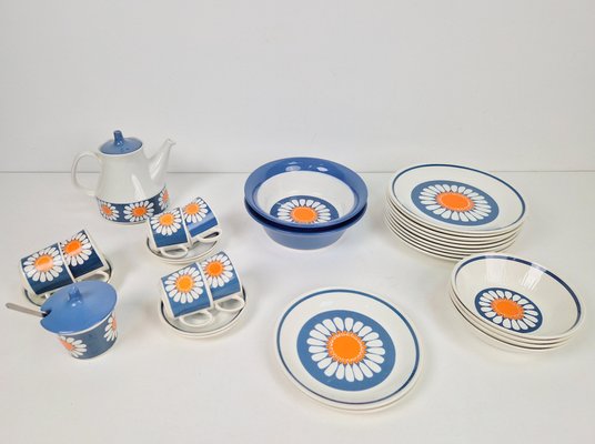 Norway Daisy Turi Tableware from Figgjo Flint, Norway, 1960s, Set of 24-AXJ-1749556