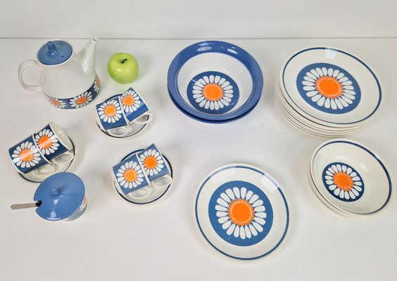 Norway Daisy Turi Tableware from Figgjo Flint, Norway, 1960s, Set of 24-AXJ-1749556