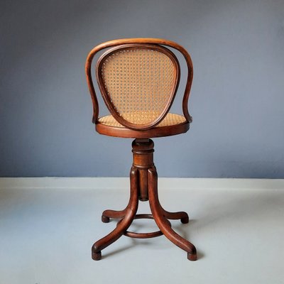 Nr. 1 - Nr. 5101 Swivel Stool with Backrest from Thonet, 1900s-SJU-1795895