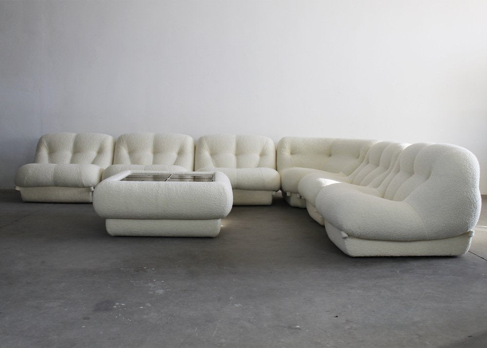 Nuvolone Living Room Set in White Bouclé by Rimo Maturi for Mimo Padova, Italy, 1970s, Set of 7