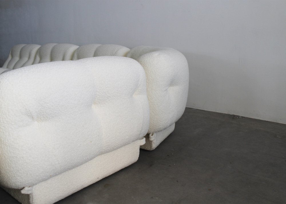 Nuvolone Living Room Set in White Bouclé by Rimo Maturi for Mimo Padova, Italy, 1970s, Set of 7