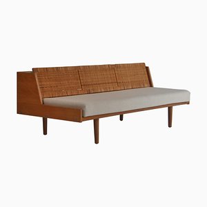 Oak and Rattan GE7 Daybed by Hans J. Wegner for GETAMA-WRF-965329