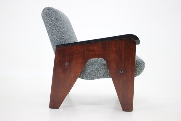 Oak Armchair, Czechoslovakia, 1960s-TZ-1425775