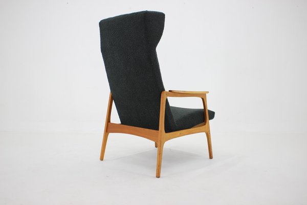 Oak & Bouclé Upholstery Wing Chair, Czechoslovakia, 1960s-TZ-1175506