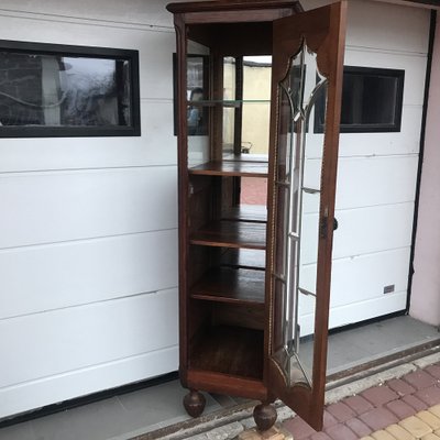 Oak Cabinet with Cut Crystal Glass Doors, 1932-WQQ-1807237