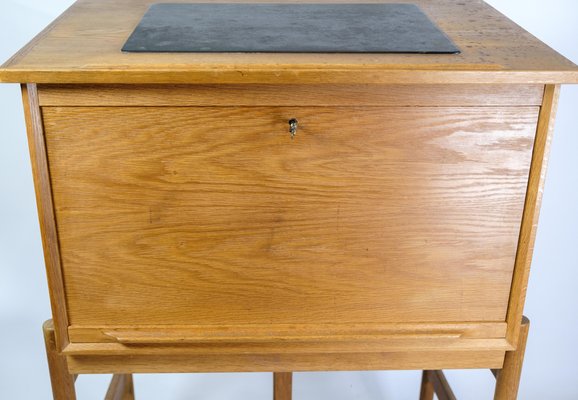 Oak Desk in the style of Henry Rosengren Hansen, 1960s-UY-1369656