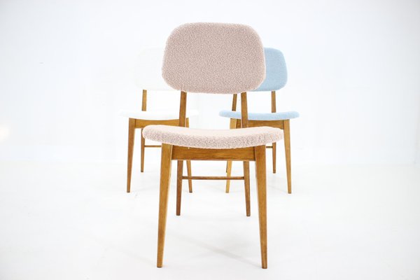 Oak Dining Chairs in Boucle, Former Czechoslovakia, 1960s, Set of 3-TZ-1741891