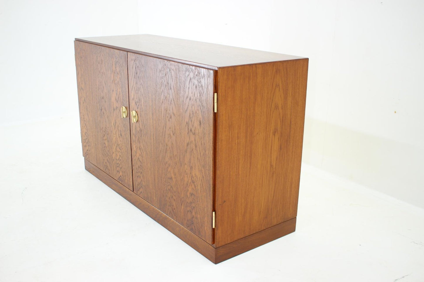 Oak Model 232 Cabinet attributed to Børge Mogensen, Denmark, 1960s