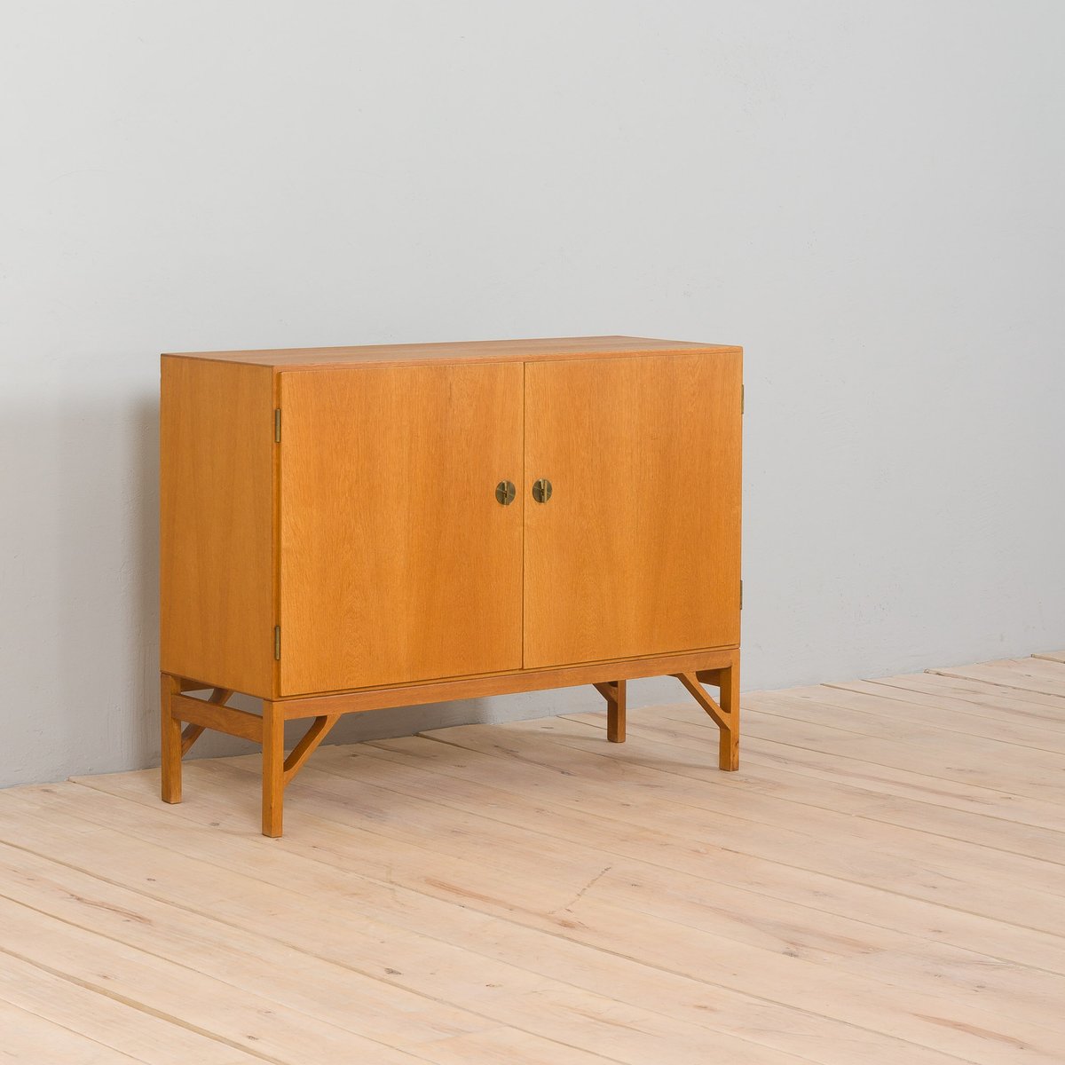 Oak Model 232 China Cabinet by Børge Mogensen for FDB, Denmark, 1960s