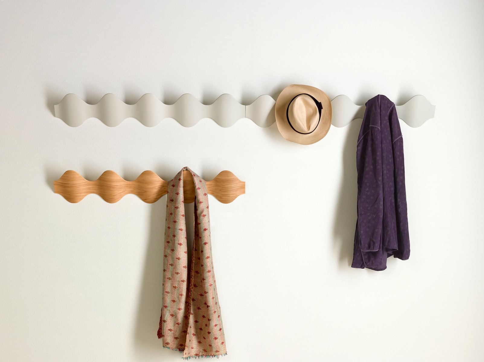 Oak Ona Coat Rack by Montse Padrós & Carles Riart for Mobles 114