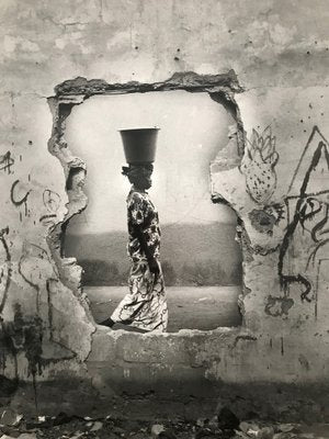 Olivier Le Brun, Bamako, Mali, Water Carrier, 2002, Silver Print-KHH-1744001