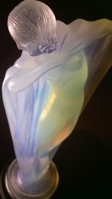 Opalescent Glass Nude Figure from Etling, 1920s-EI-739521