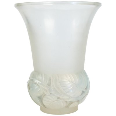 Opalescent Lilas Vase by Rene Lalique-DFB-877000