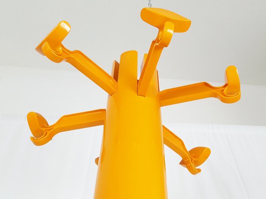 Orange Plastic Free Standing Coat Rack Planta by G. Piretti for Anonima Castelli, 1970s-RD-1763239