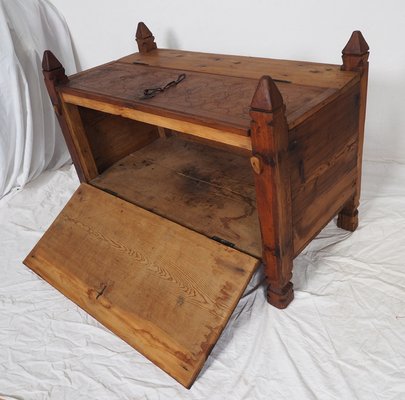 Orient Cedar Wood Treasure Dowry Chest, Nuristan Afghanistan, 1920s-UZN-1393970