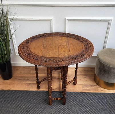 Oval Drop Leaf Side or Coffee Table with Carved Bobbin Barley Legs, Italy, 1960s-EUP-1425851