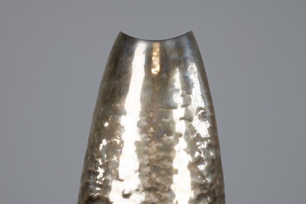 Oval Hammered Silver Vase by Luigi Genazzi for Calderoni, 20th Century-IVC-1176289