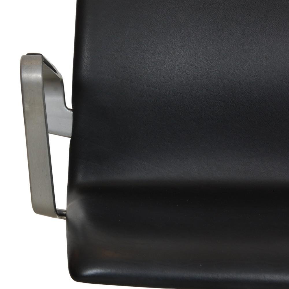 Oxford Chair in Black Leather by Arne Jacobsen