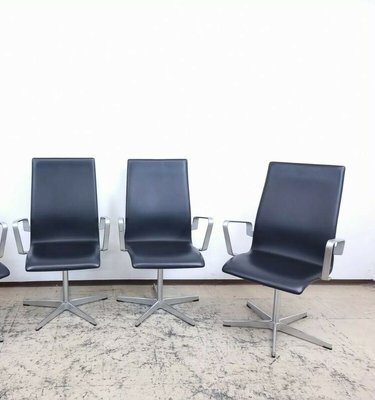 Oxford Chairs in Leather by Arne Jacobsen for Fritz Hansen, Set of 3-BVM-1983661